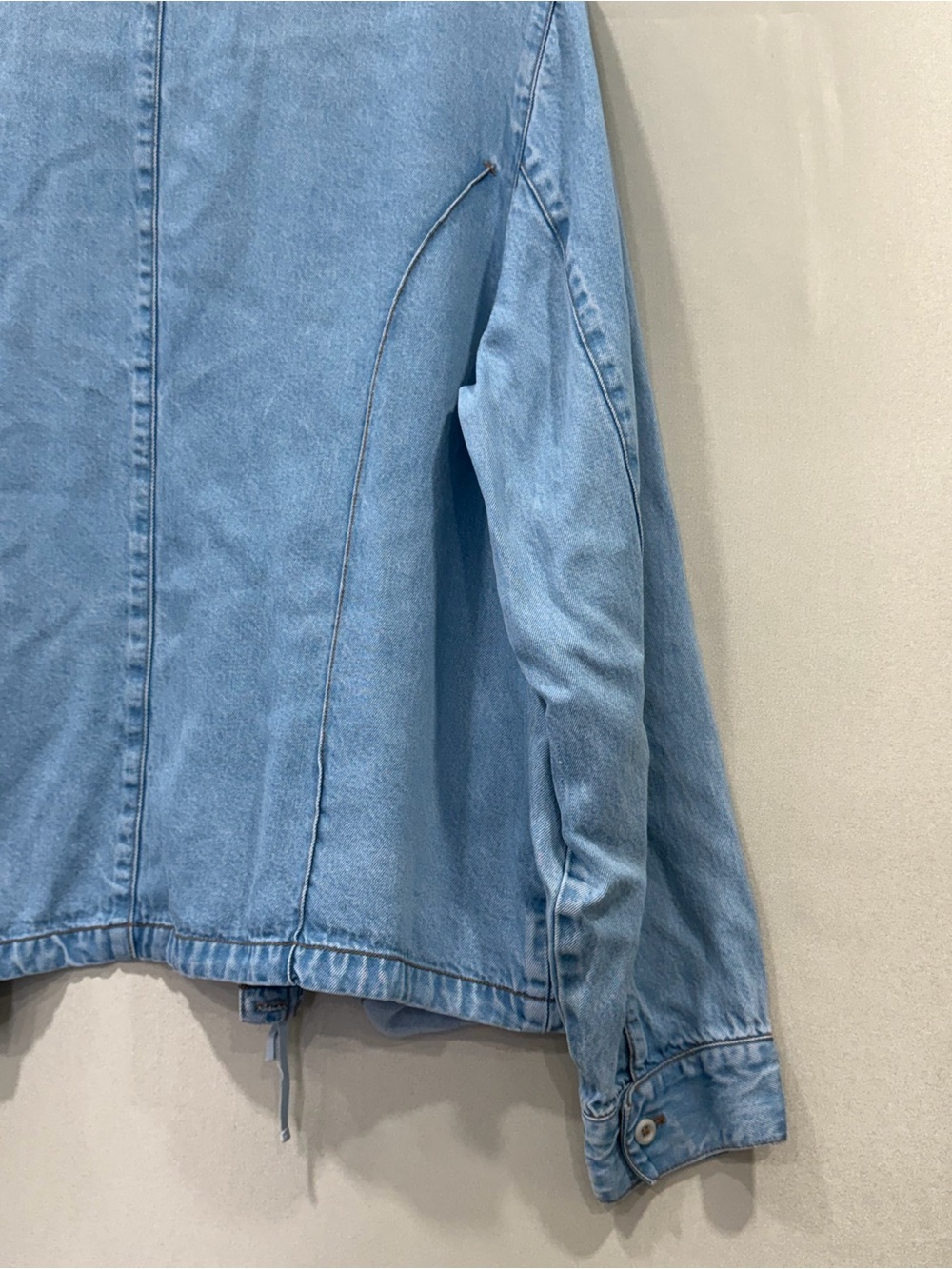 Light Wash Denim Jacket for Women - Casual Button-Front Jean Jacket - Picture 6 of 12